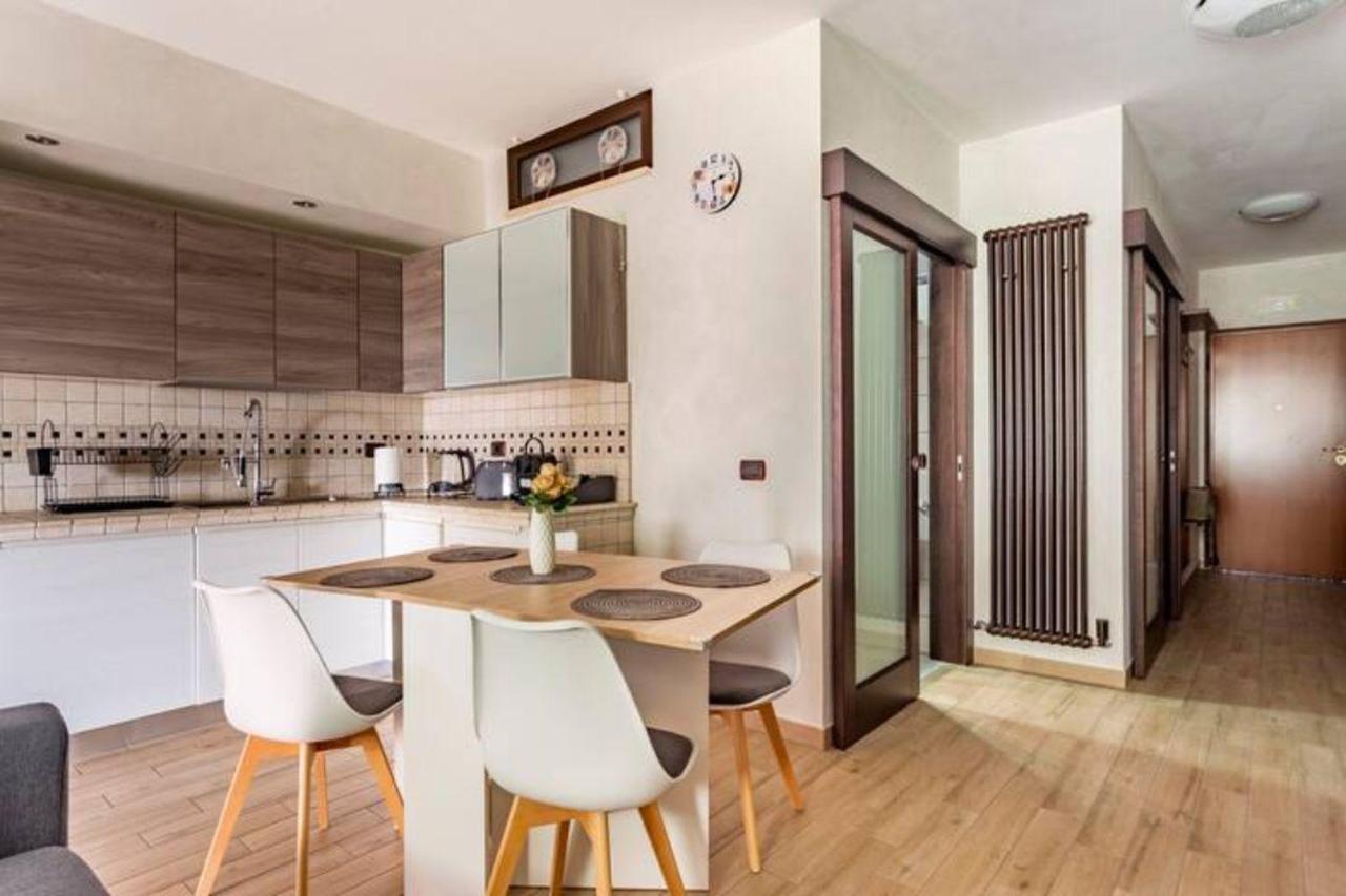 Old Lighthouse - Beach Apartment - Fiumicino Airport Zewnętrze zdjęcie