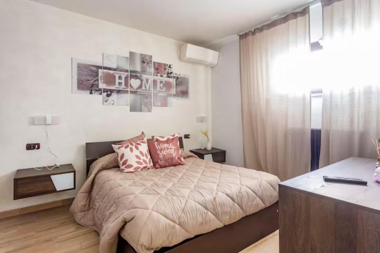 Old Lighthouse - Beach Apartment - Fiumicino Airport Zewnętrze zdjęcie